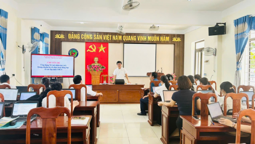 TRƯỜNG TH&THCS KỲ HOA TỔ CHỨC CHUYÊN ĐỀ “ỨNG DỤNG TRÍ TUỆ NHÂN TẠO (AI) TRONG DẠY HỌC”