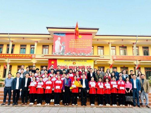 GIÁO DỤC XÃ KỲ HOA GẶT HÁI “MÙA VÀNG” TẠI KỲ THI HỌC SINH GIỎI LỚP 9 CẤP TỈNH